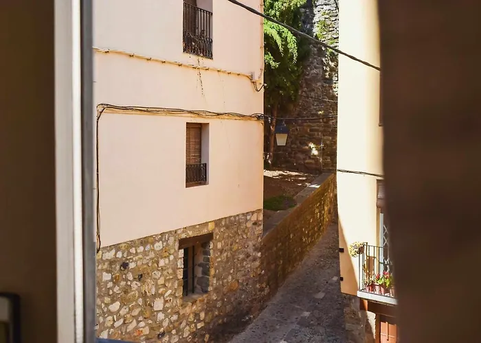 El Call Lestudi En La Juderia De Besalu